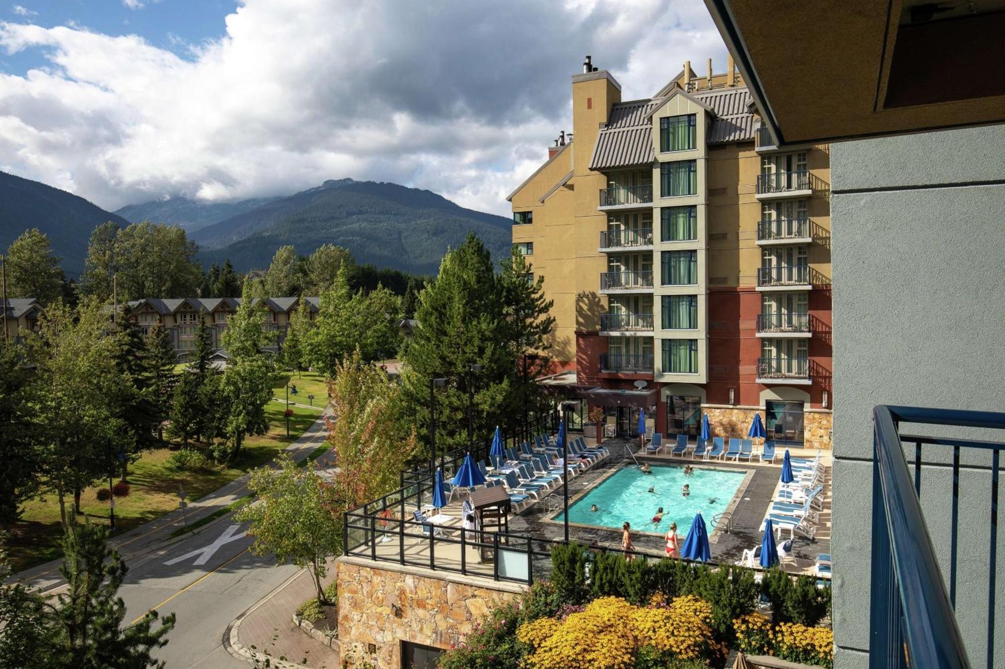 Hilton Whistler Resort & Spa Eksteriør billede